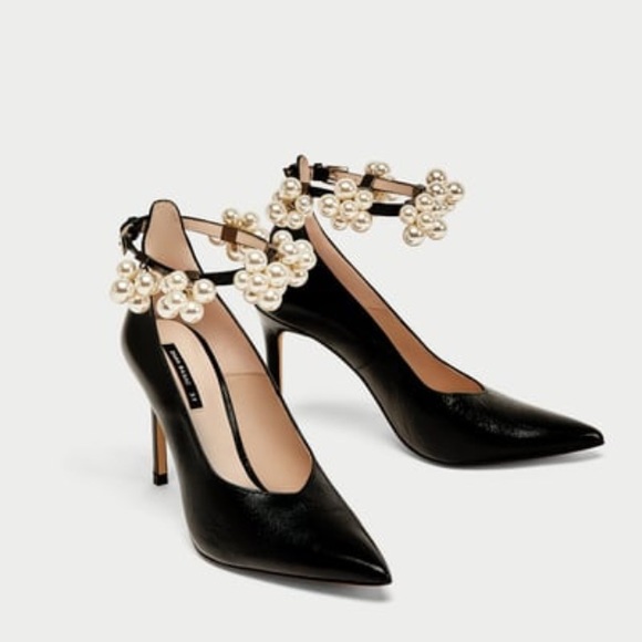 Zara Shoes - LAST ONE Zara leather heels w/ removable pearls